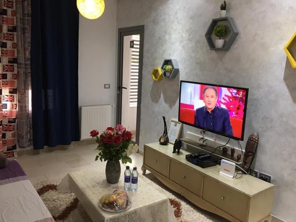Appart Haut Standing A Tunis El Aouina Eksteriør bilde